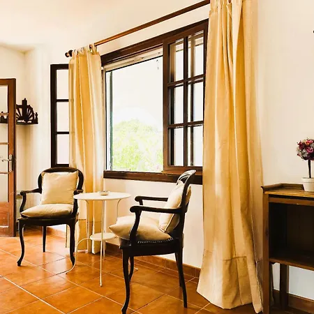 Marina - Cerca De Ciutadella Dağ evi